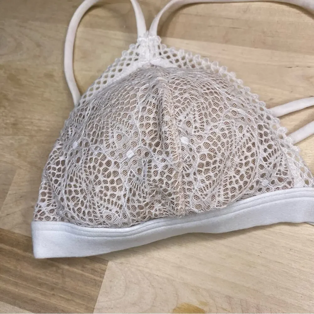 Victorias Secret White Lace Strappy No Wire Bralette